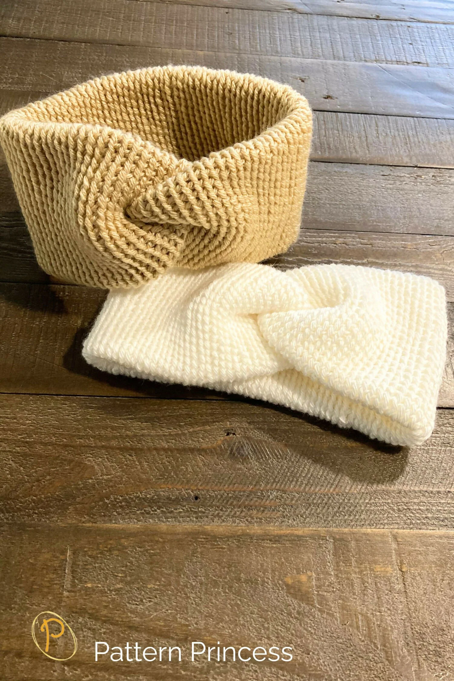 Beginner Crochet Thick Twisted Headband Pattern (Crochet) - Image 4