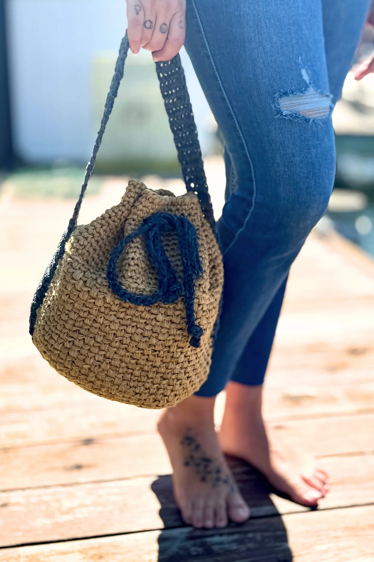 Boardwalk Cinch Tote (Crochet) - Image 2
