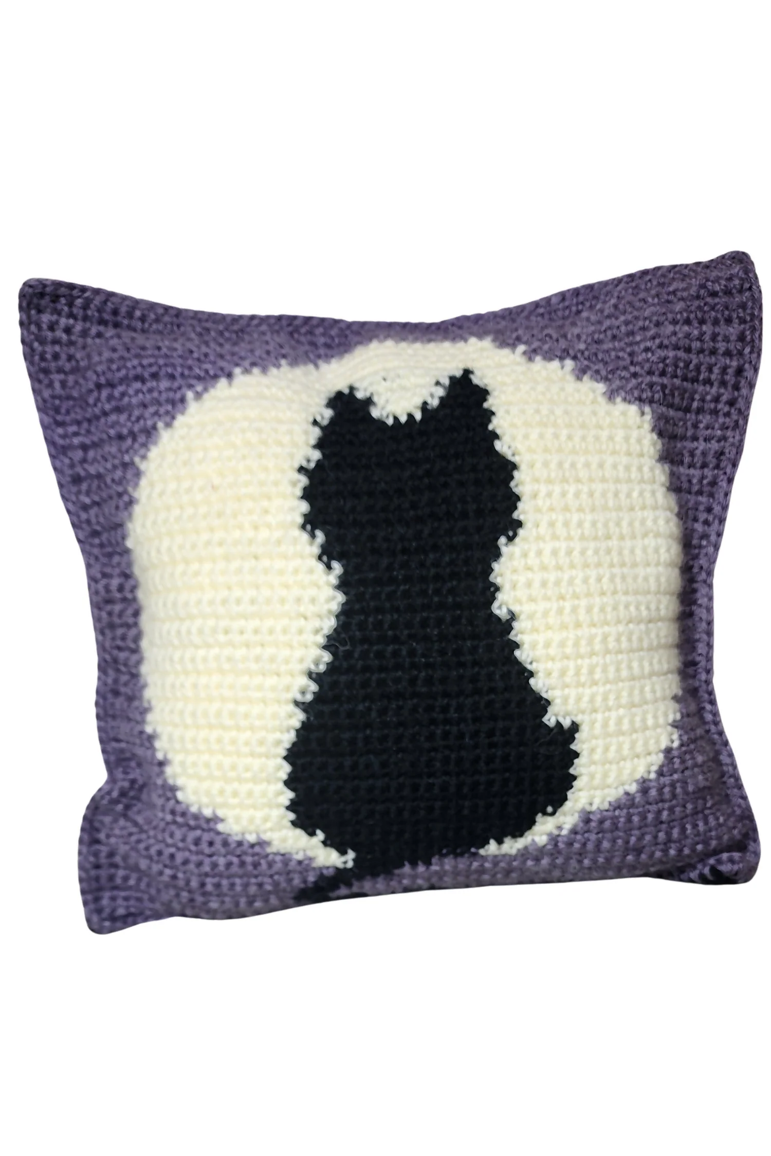 Cat on Full Moon Pillow Sham (Crochet) - Image 3