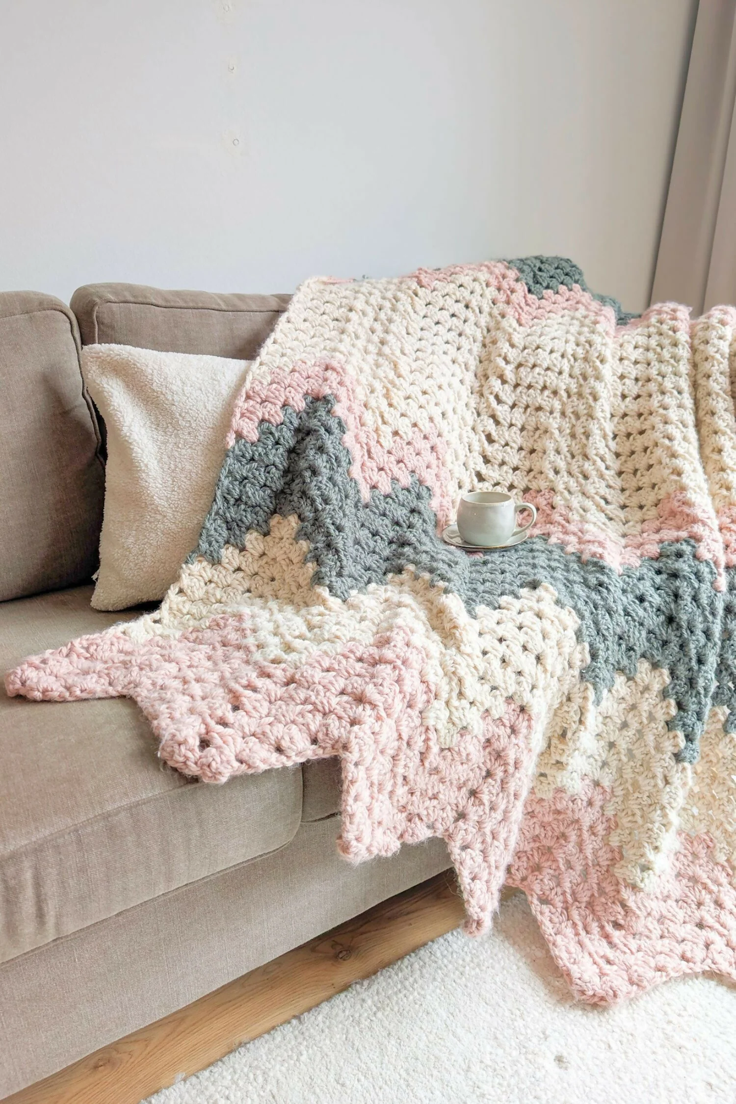 Chunky Chevron Blanket - Image 2