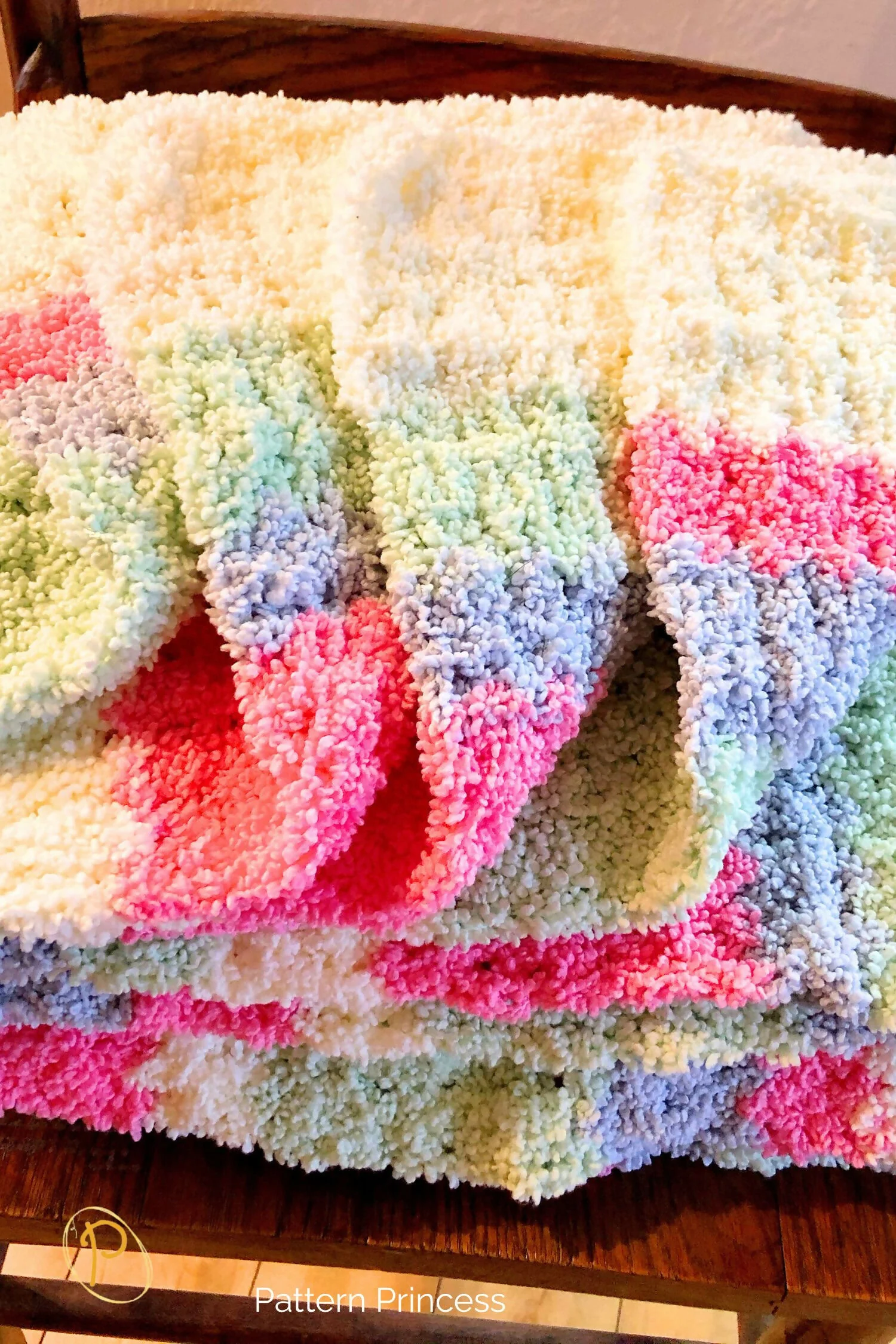 Cotton Candy Fluffy Blanket (Crochet) - Image 2