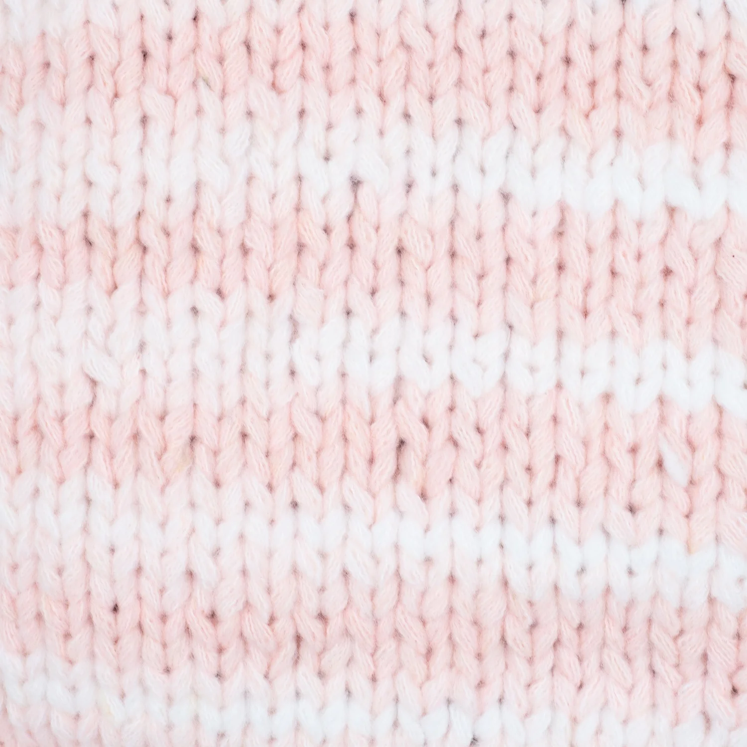 Cover Story™ Chainette Yarn - Image 3