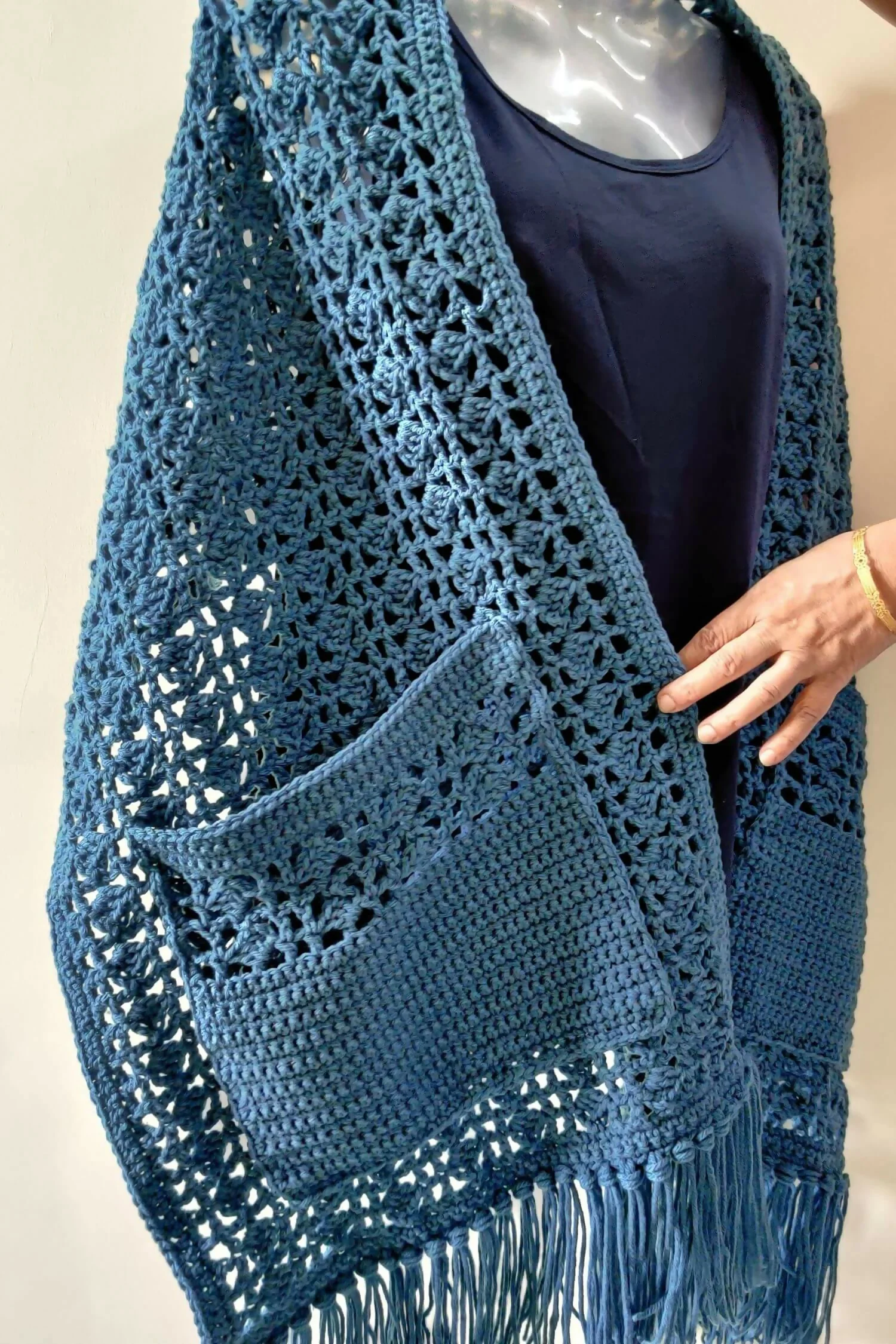 Crochet Pocket Shawl (Crochet) - Image 2
