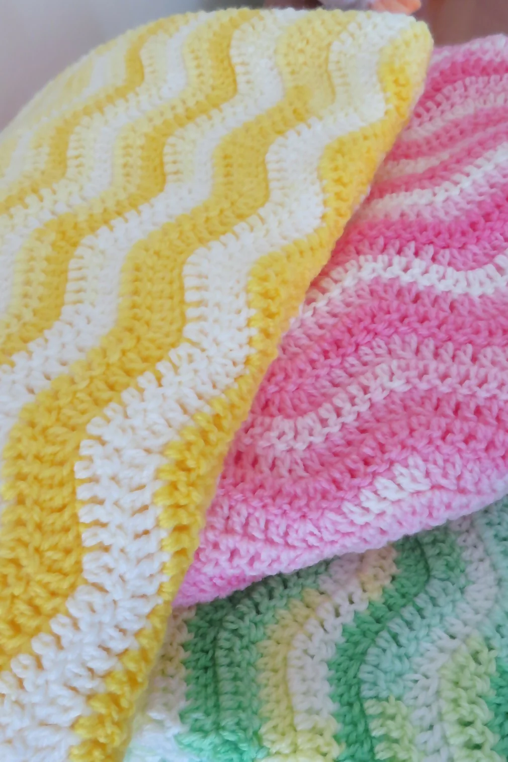 Easy Ripple Stitch Baby Blanket (Crochet) - Image 3