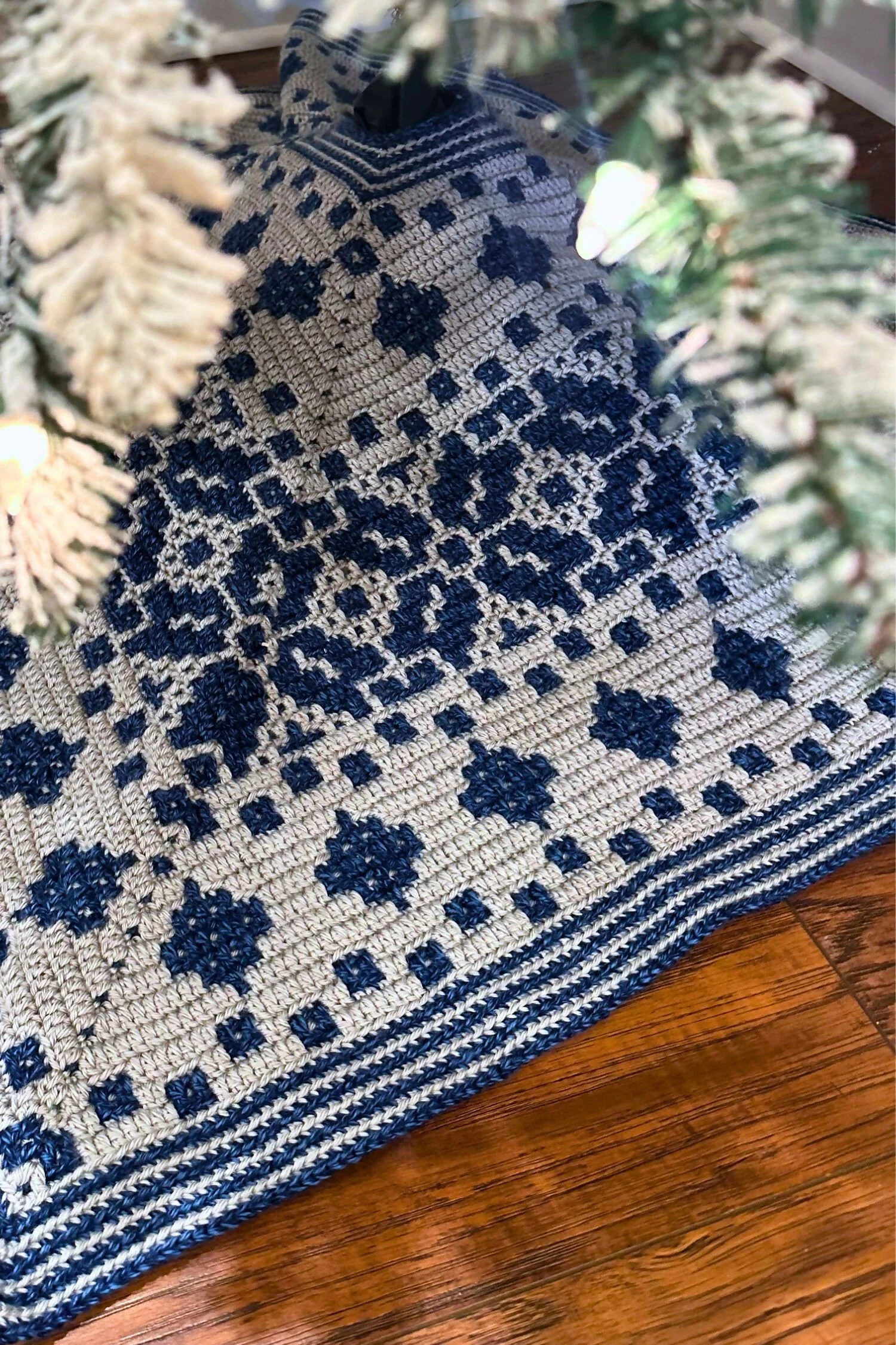 Nordic Star Christmas Tree Skirt (Crochet) - Image 2