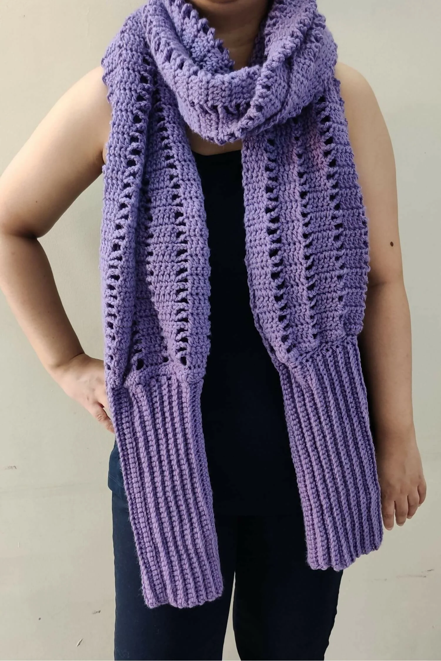 Pretty Chains Sweater Scarf (Crochet) - Image 3