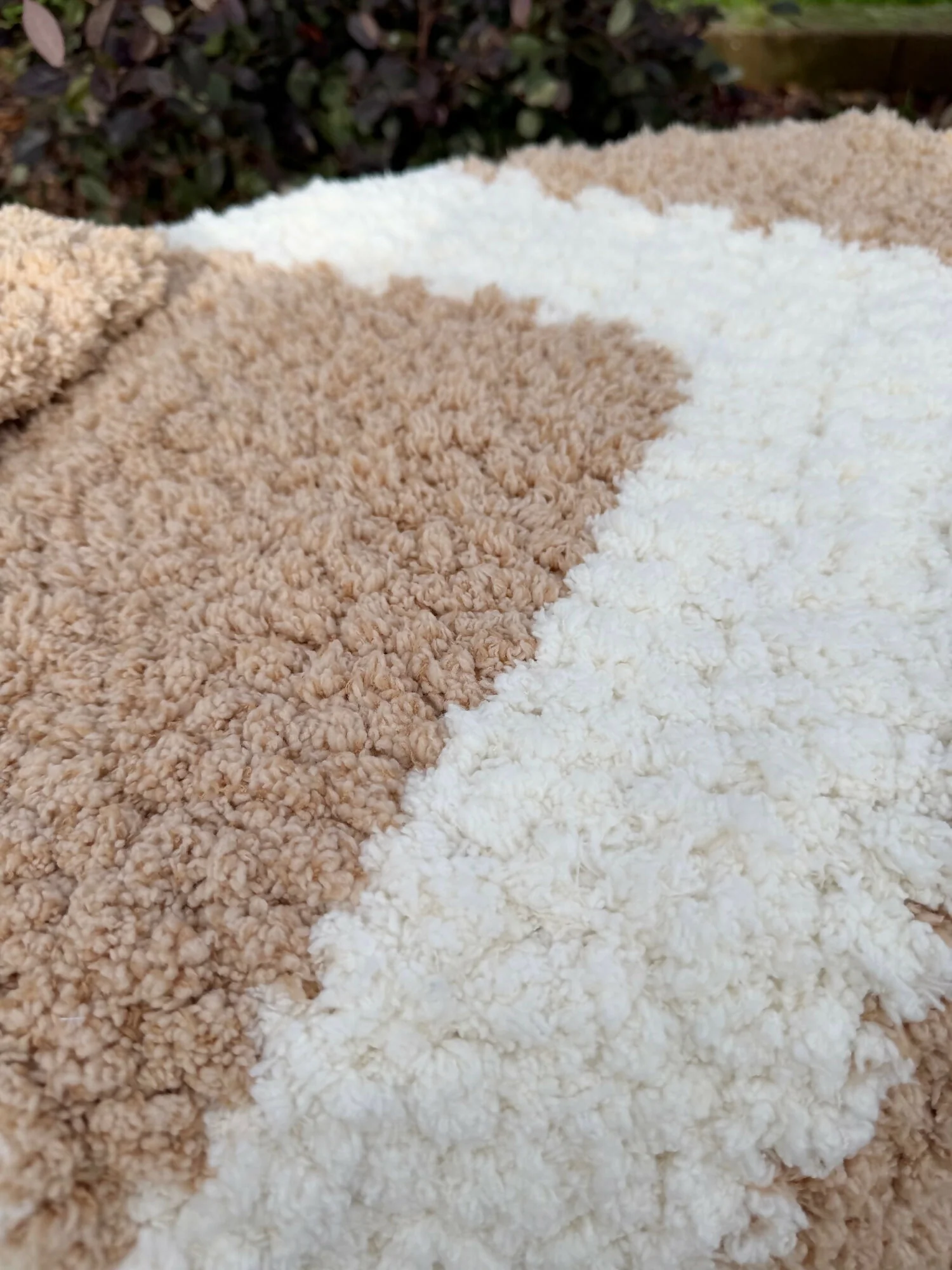 Sherpa Stroller Blanket (Crochet) - Image 4