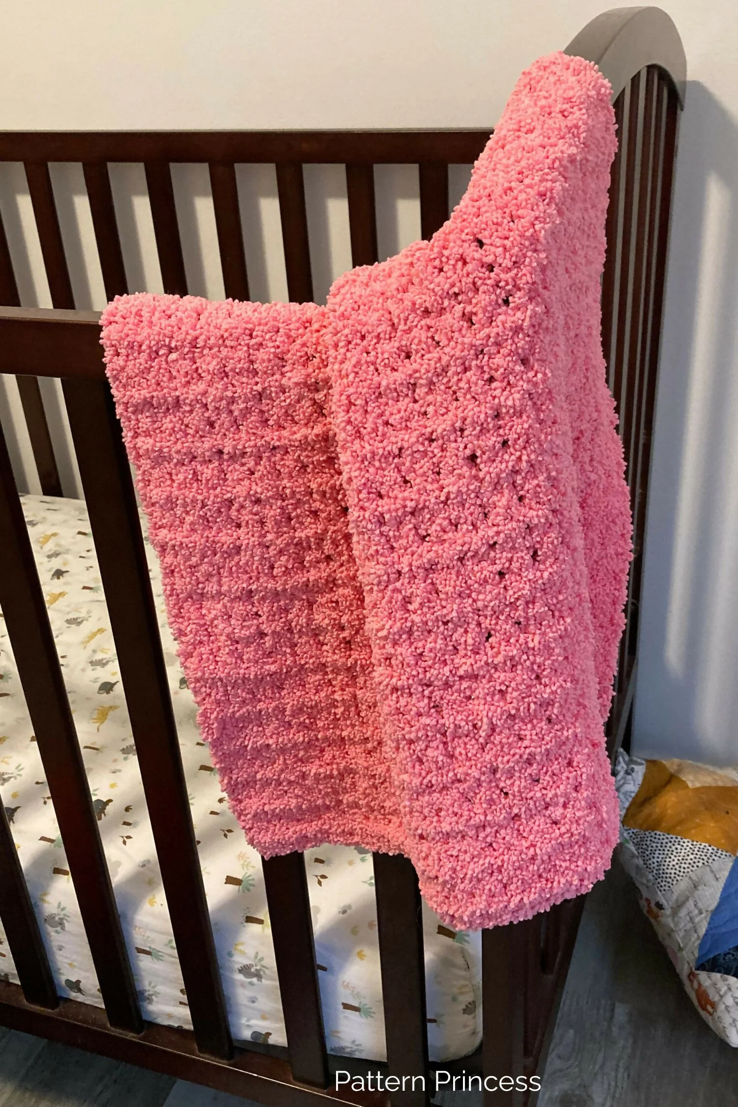 Simple and Easy Crochet Blanket Pattern in 7-hours (Crochet) - Image 3