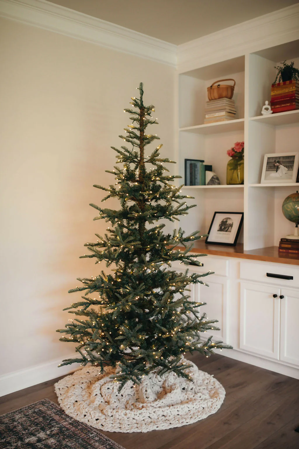 Snow Flurry Tree Skirt (Crochet) - Image 2