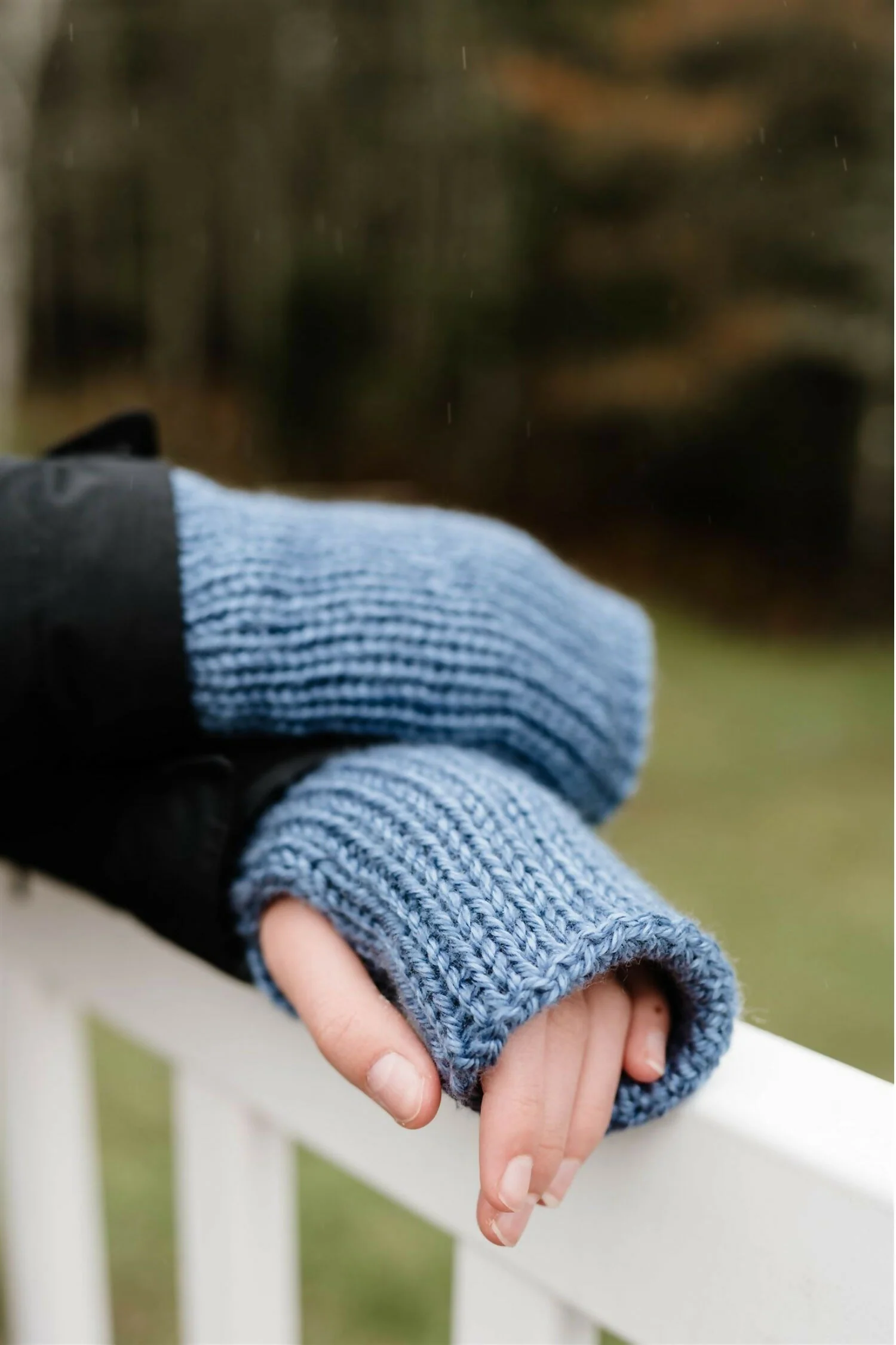Stylish Fingerless Gloves (Circular Knitting Machine) - Image 3