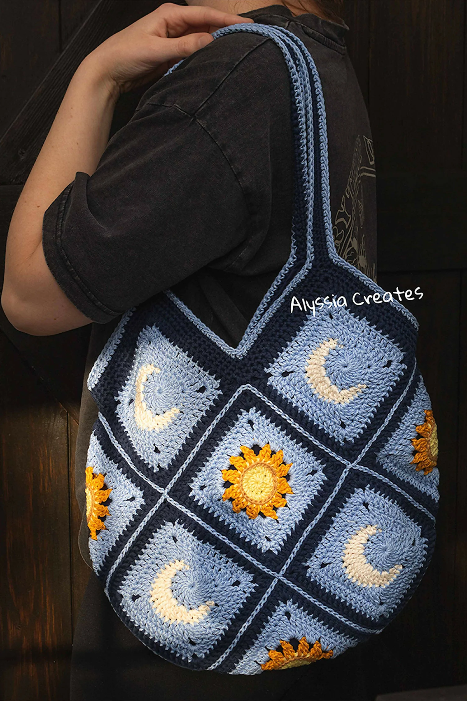 Sun and Moon Tote Bag (Crochet) - Image 2