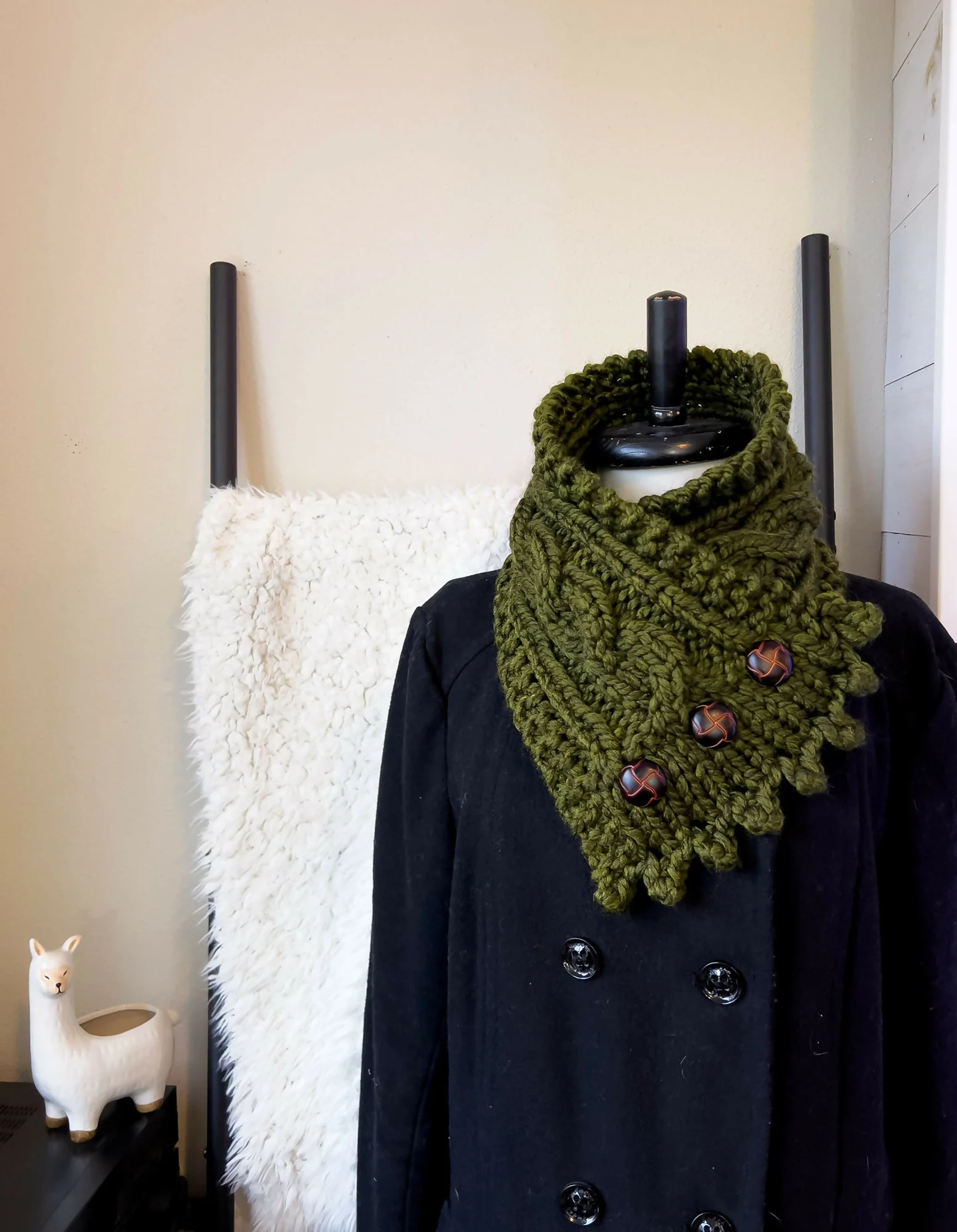 The Fisherman's Wife (Knit) - Image 4