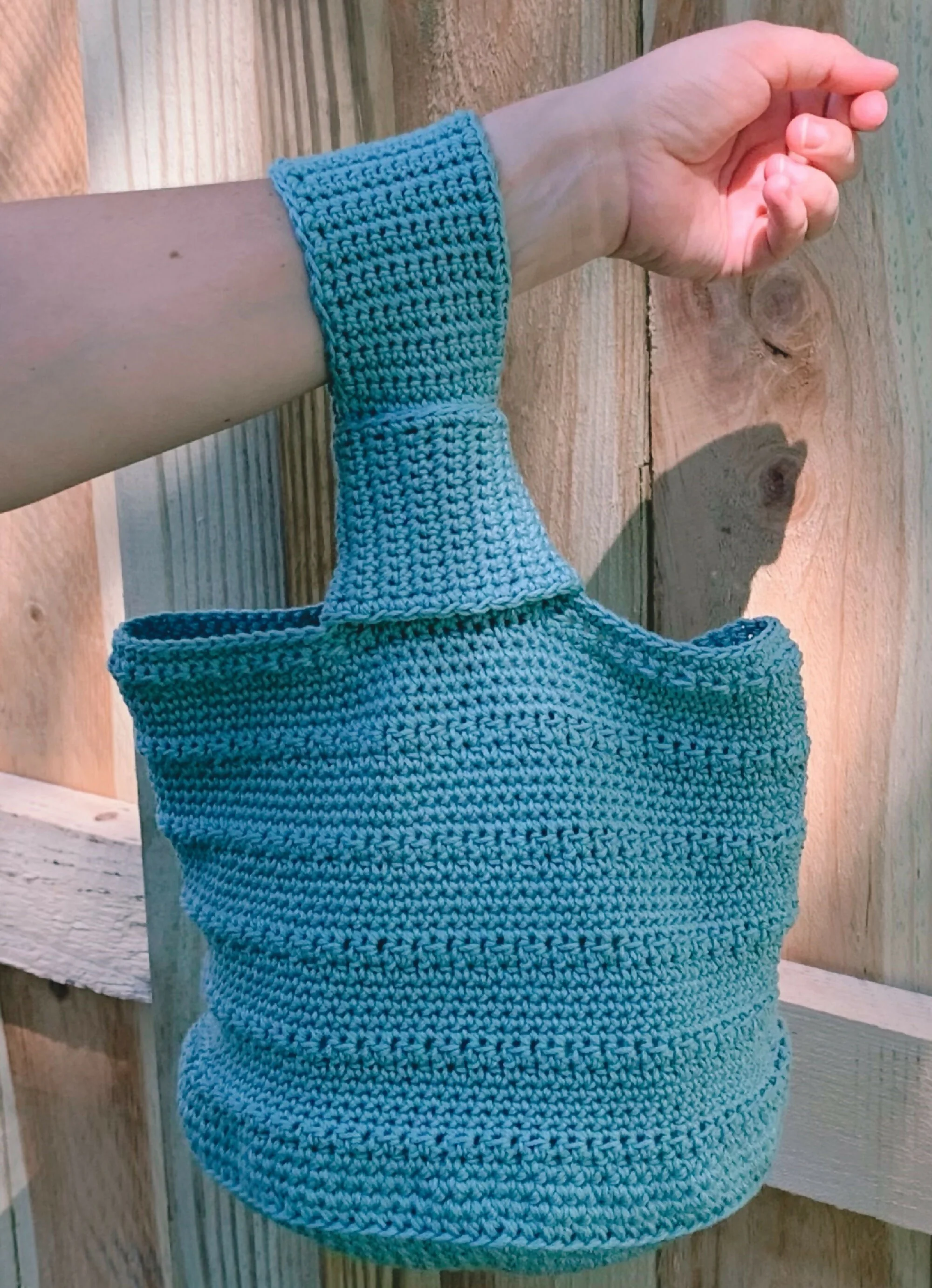 The Sara Elena Tote Bag (Crochet) - Image 4