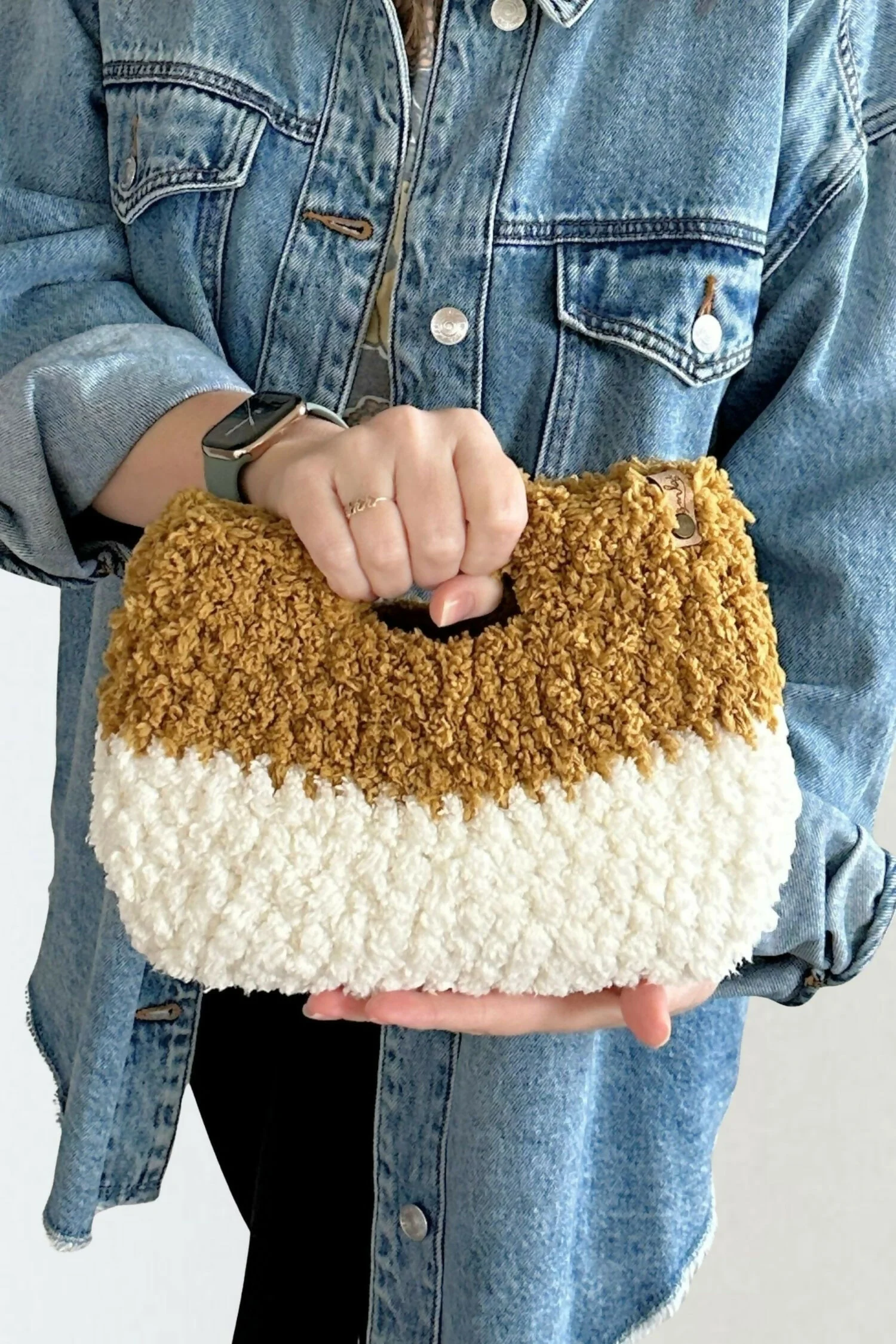 The Sherpa Bag (Crochet) - Image 4