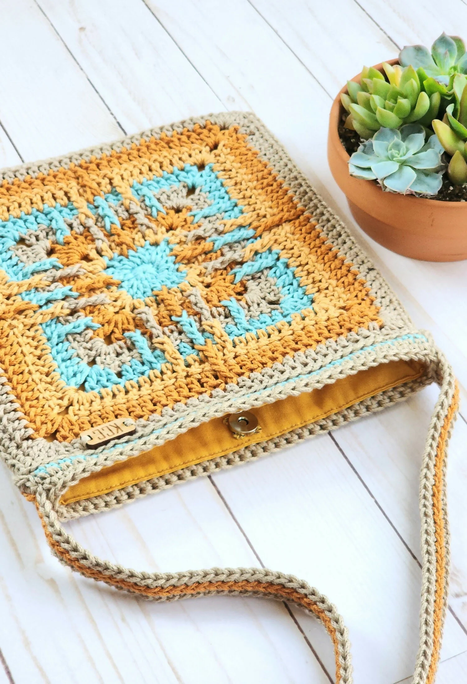 Tucson Crossbody Bag (Crochet) - Image 3
