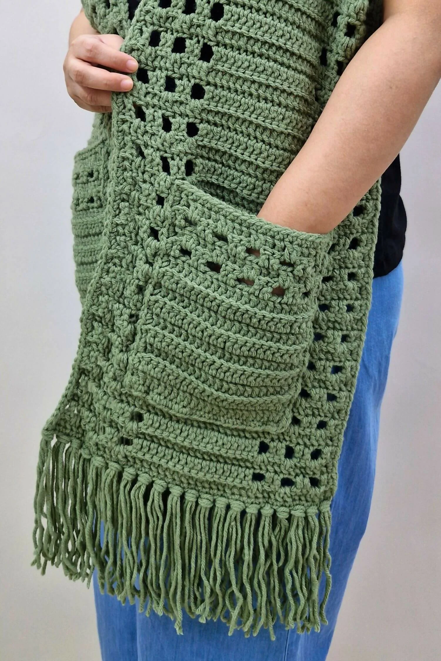Whispering Pines Pocket Scarf (Crochet) - Image 3